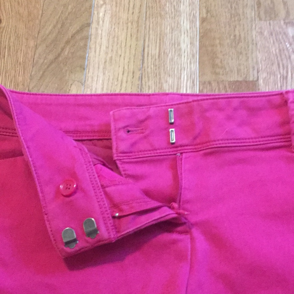 Pink shorts - Picture 2 of 5